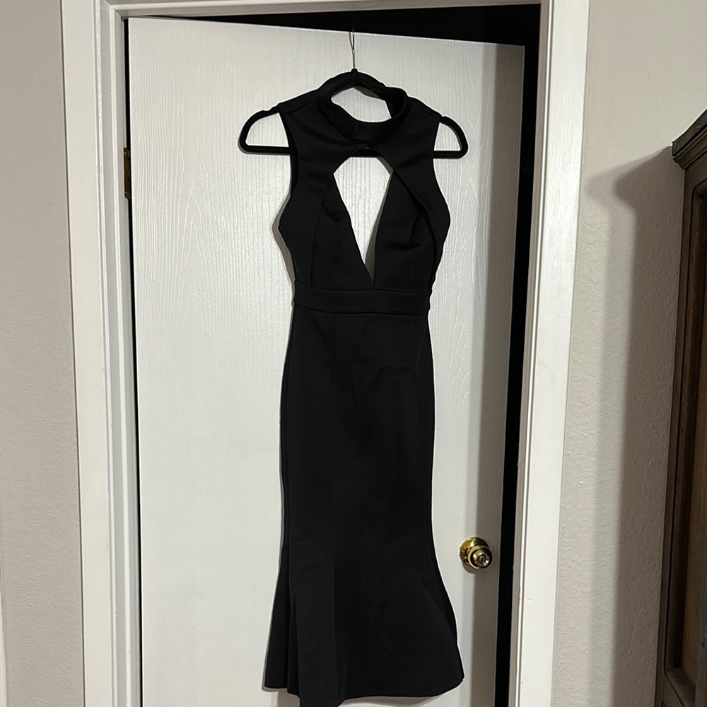 Med Elegant Black Sleeveless Dress
